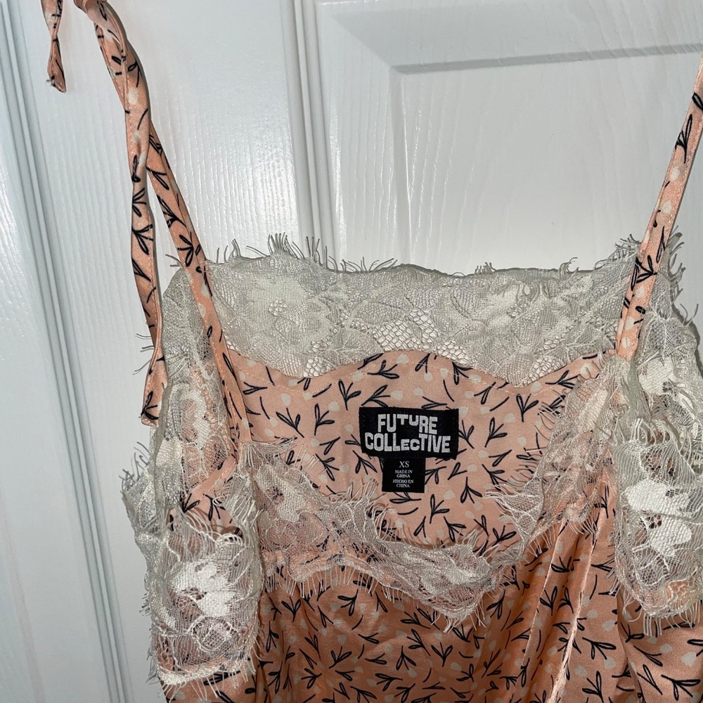 NWT Future Collective XS Midi Slip Dress in pink and cream floral lace - Picture 6 of 8